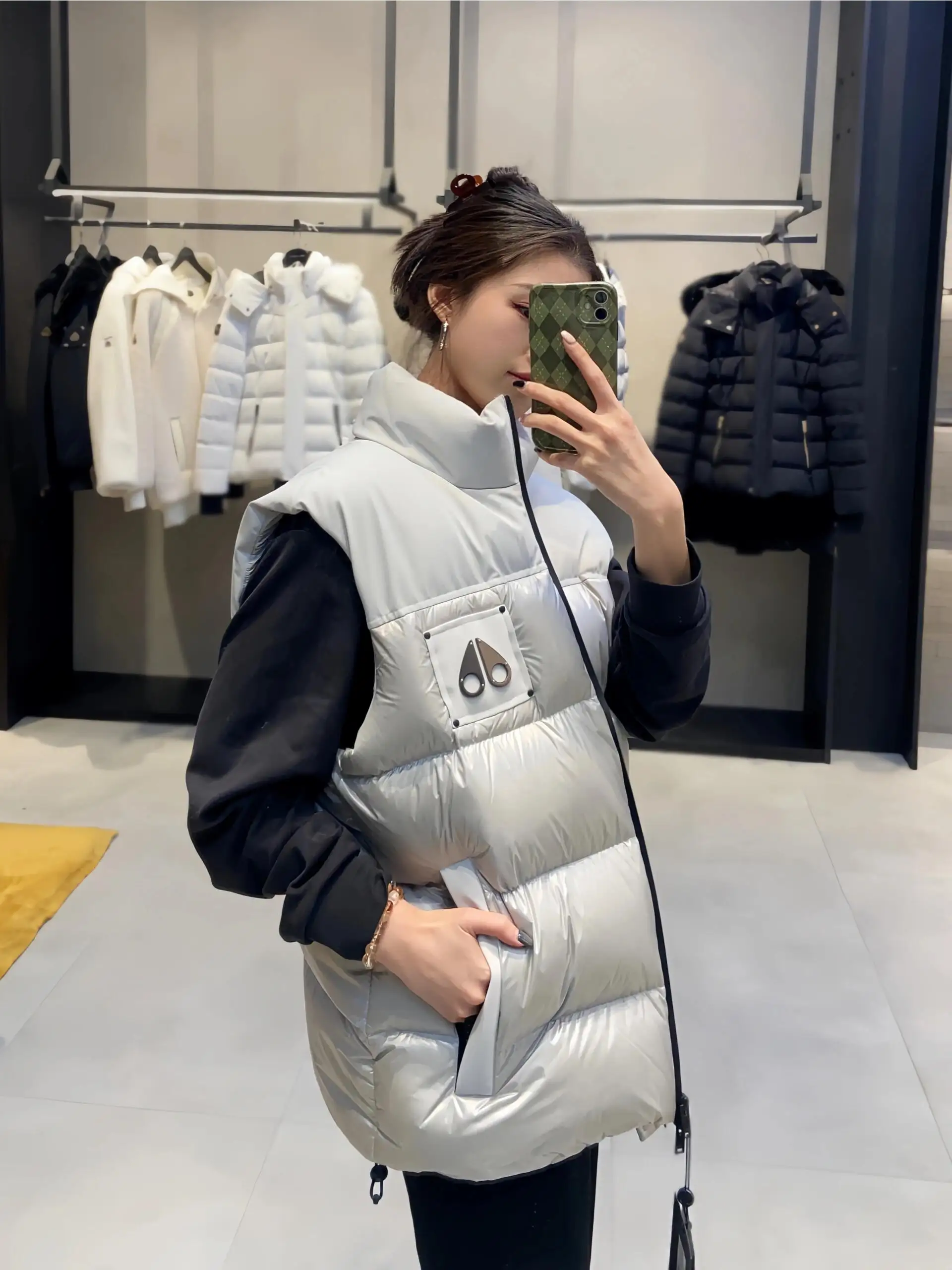 Victory Peak Glossy Down Gilet D40023862 — view 4