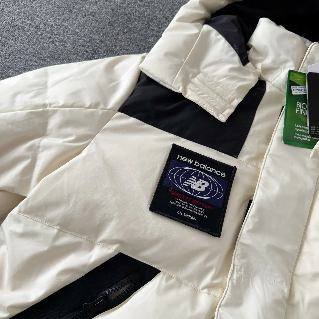New Balance Hooded Down Puffer Jacket D40024786 — view 7