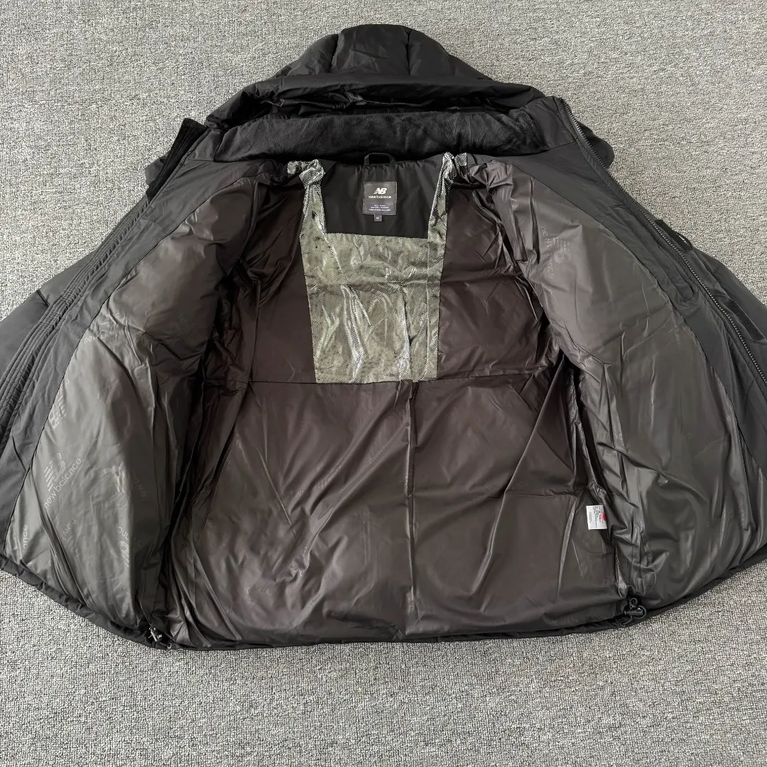Hooded Down-Filled Puffer Jacket D40024785 — view 8