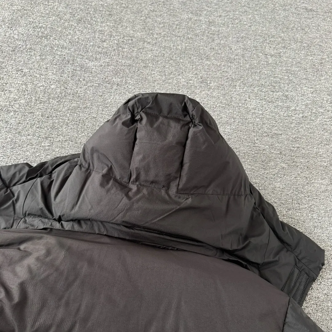 Hooded Down-Filled Puffer Jacket D40024785 — view 10