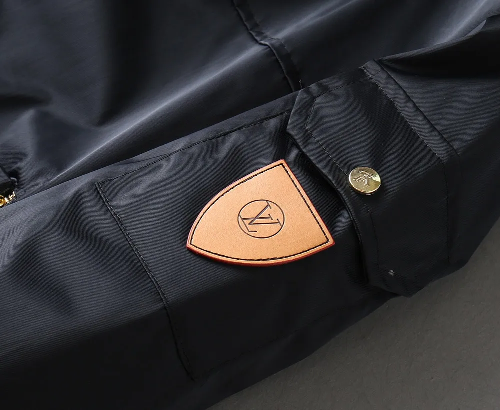 Logo Patch Hooded Bomber Jacket D40024627 — view 6