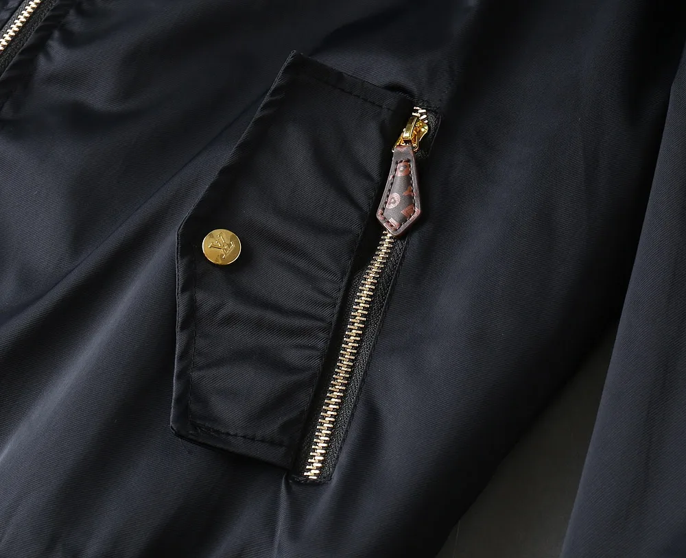Logo Patch Hooded Bomber Jacket D40024627 — view 10