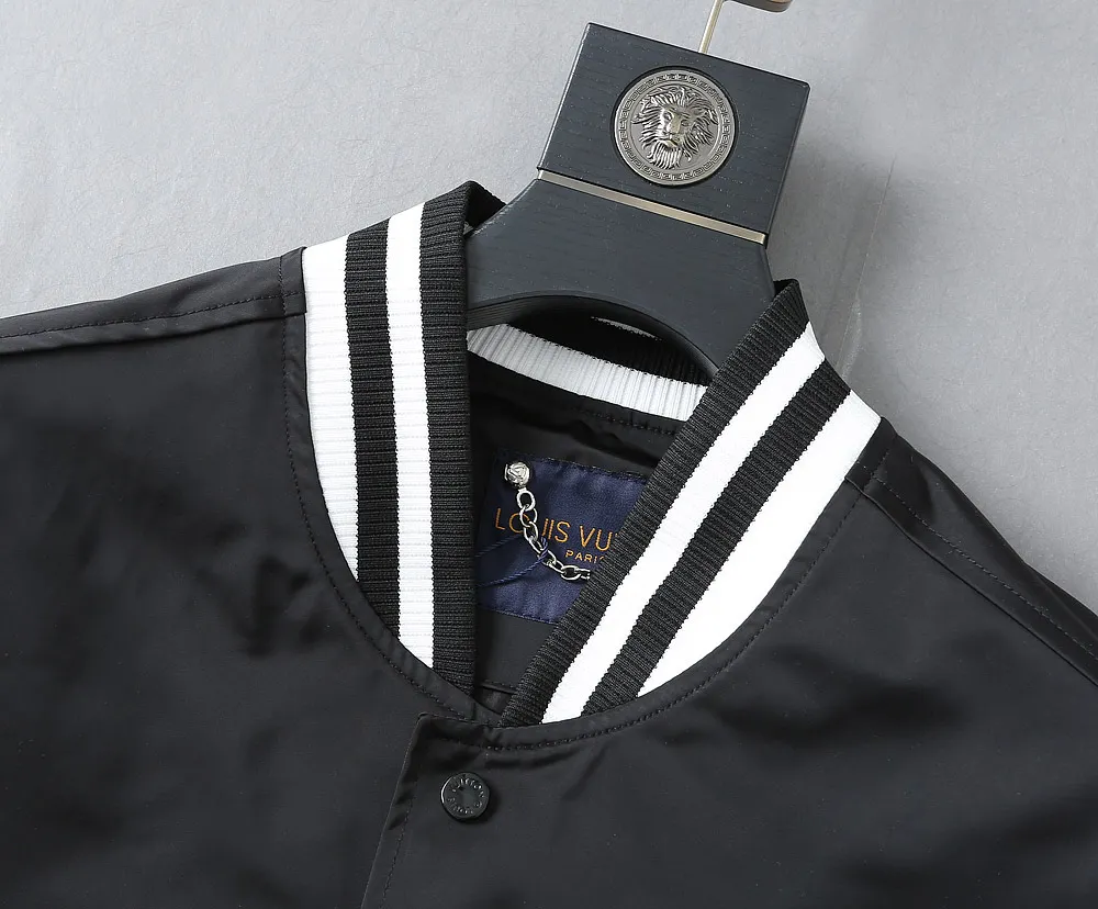 Logo Embroidered Varsity Bomber Jacket D40024618 — view 8
