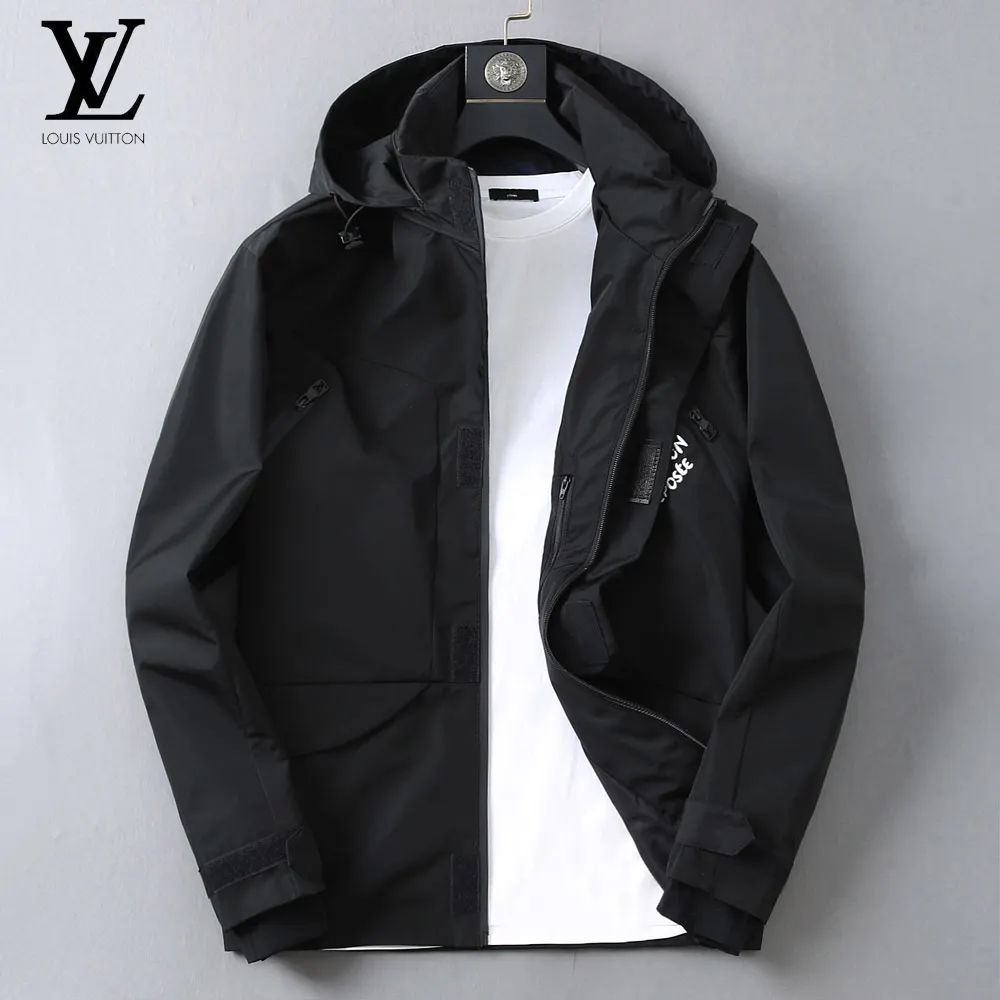 Hooded Technical Shell Jacket D40024629