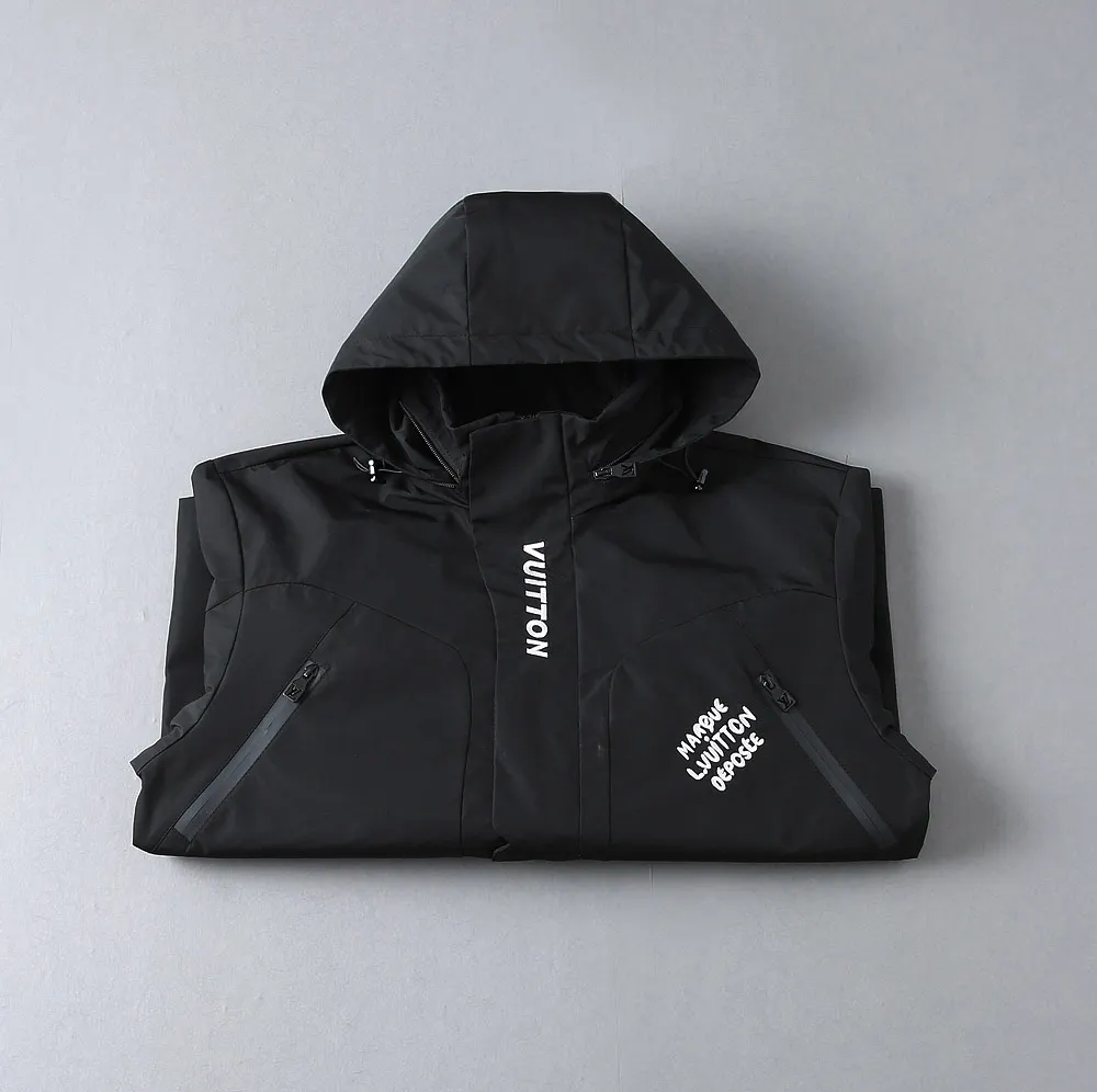 Hooded Technical Shell Jacket D40024629 — view 4