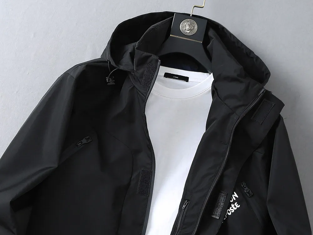 Hooded Technical Shell Jacket D40024629 — view 5