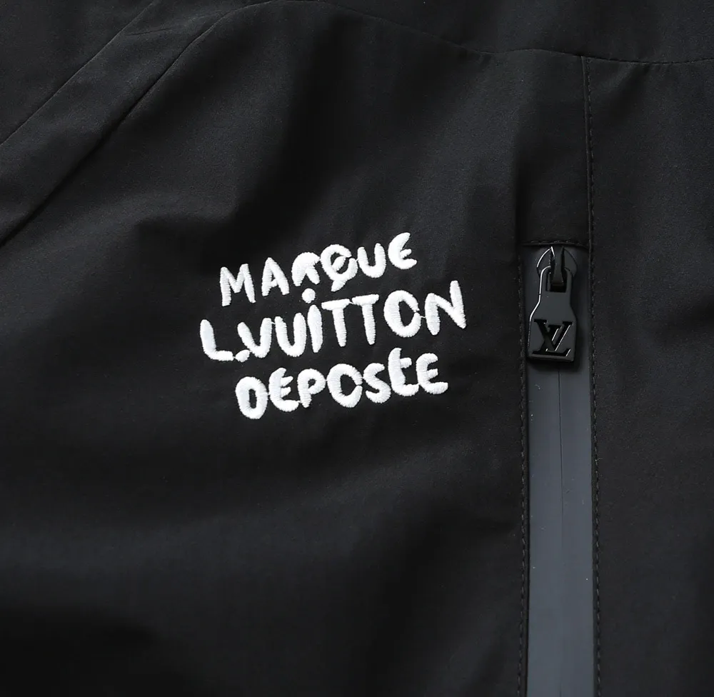 Hooded Technical Shell Jacket D40024629 — view 6