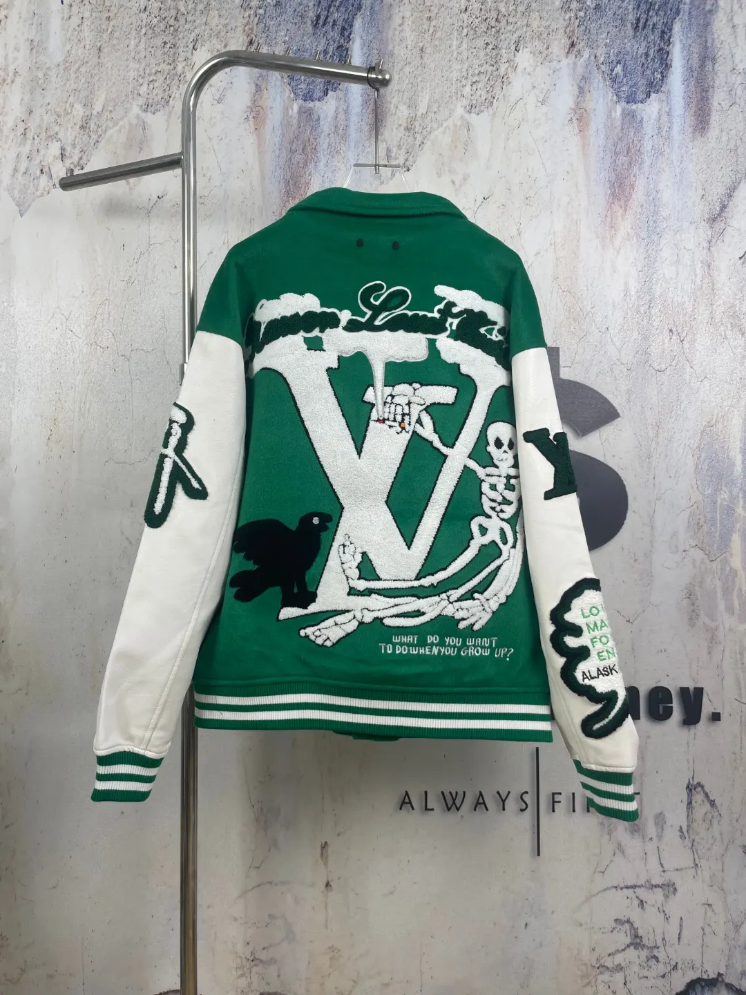 Wizard of Oz Embroidered Varsity Jacket D42024756 — view 2