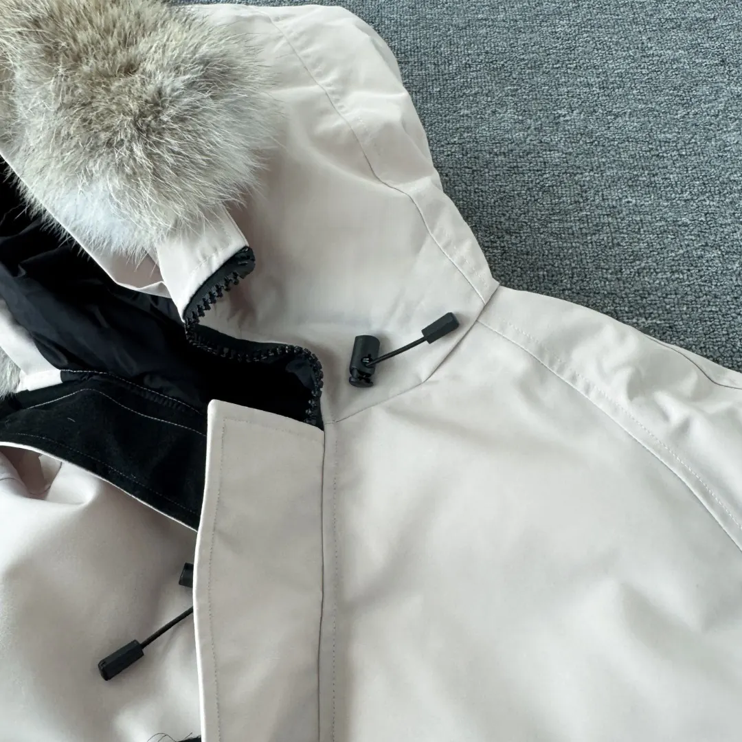Chilliwack Fur-Trimmed Bomber Down Jacket D42024709 — view 4