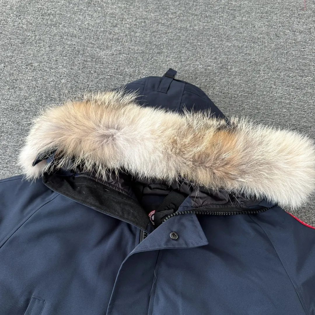 Chilliwack Fur-Trimmed Bomber Down Jacket D42024707 — view 3