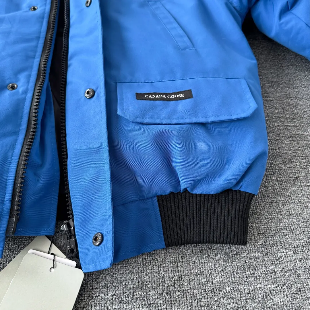 Chilliwack Fur-Trimmed Bomber Down Jacket D42024711 — view 10