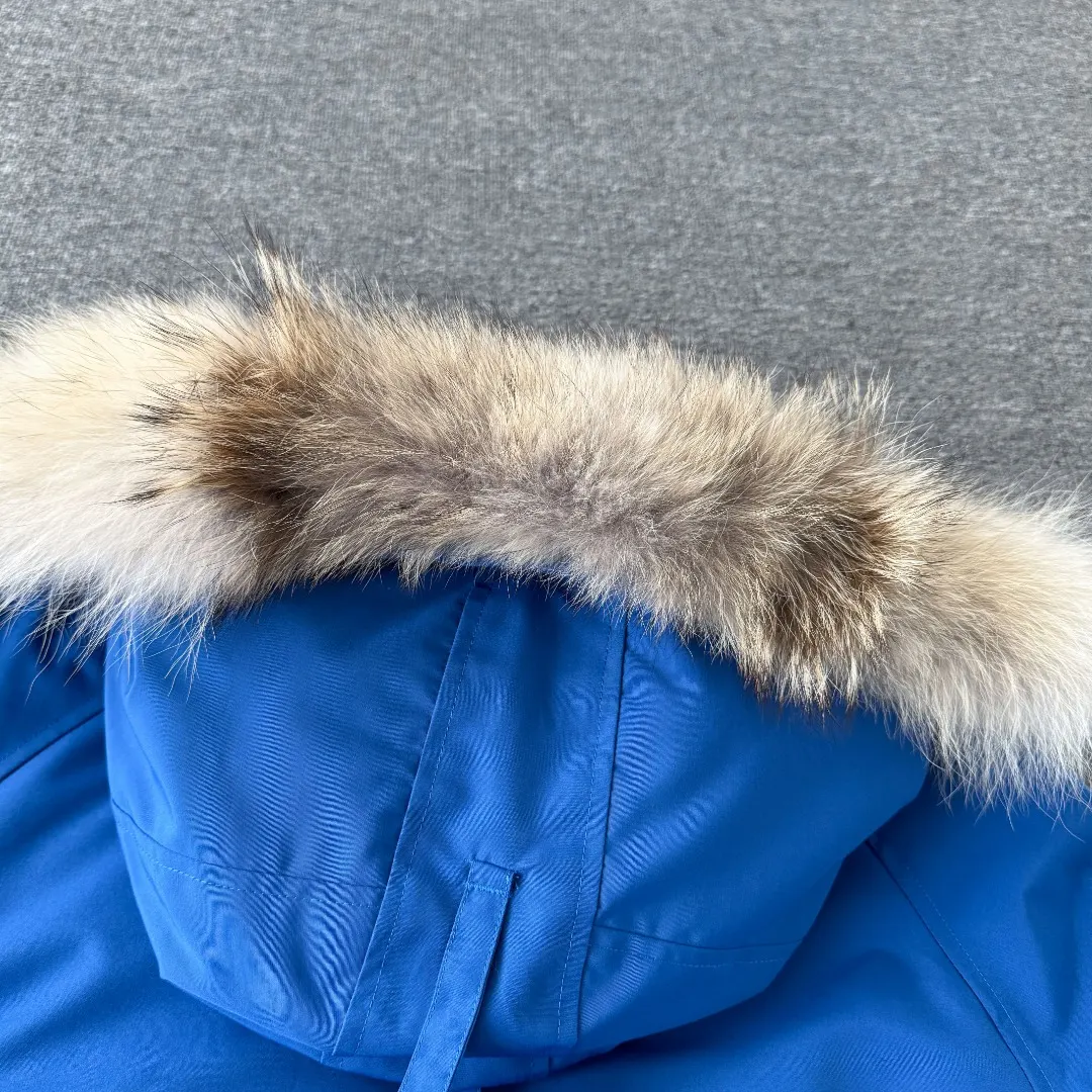 Chilliwack Fur-Trimmed Bomber Down Jacket D42024711 — view 15