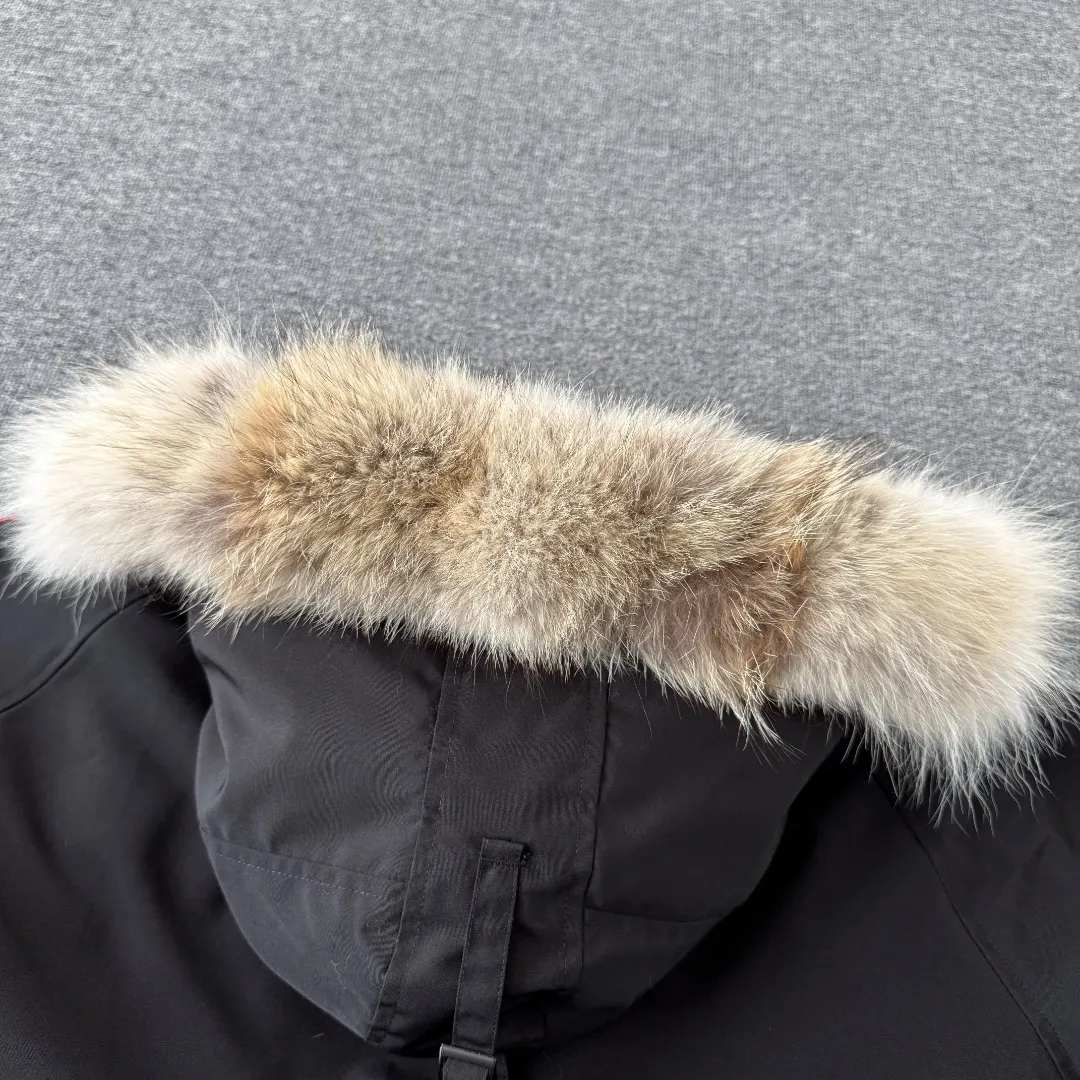 Chilliwack Fur-Trimmed Bomber Down Jacket D42024712 — view 11