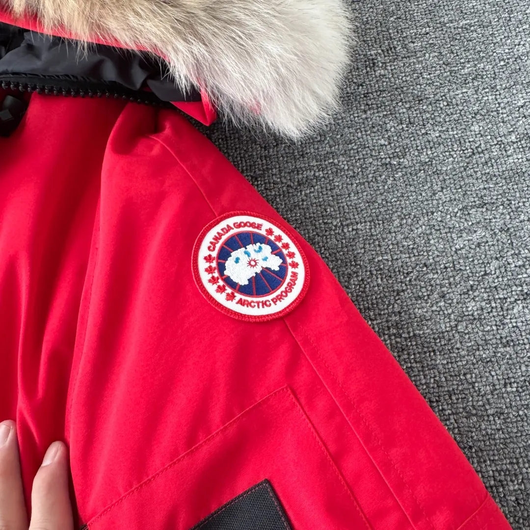 Chilliwack Fur-Trimmed Bomber Down Jacket D42024710 — view 5