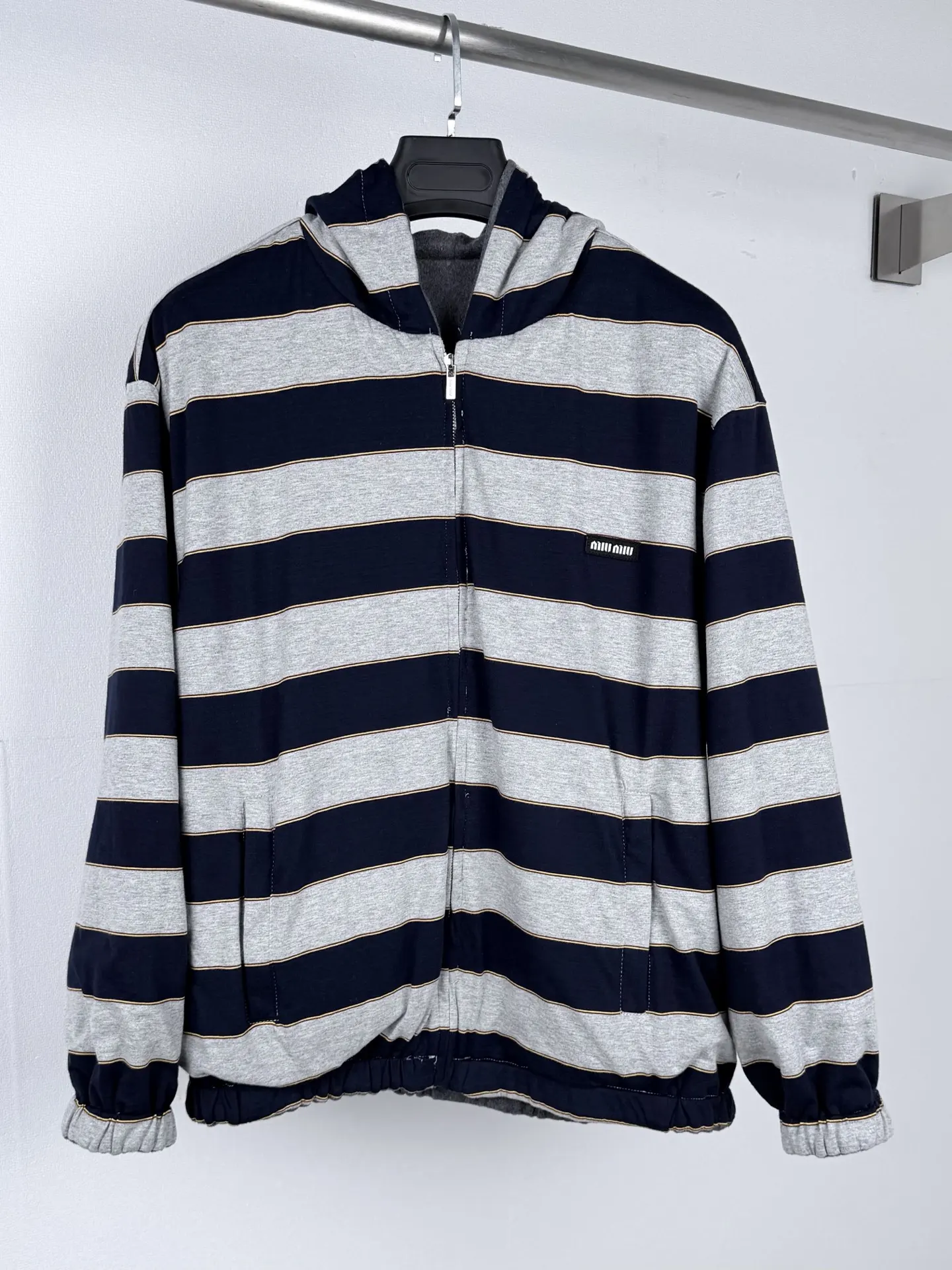 Reversible Striped Fleece-Lined Hooded Jacket D42021303