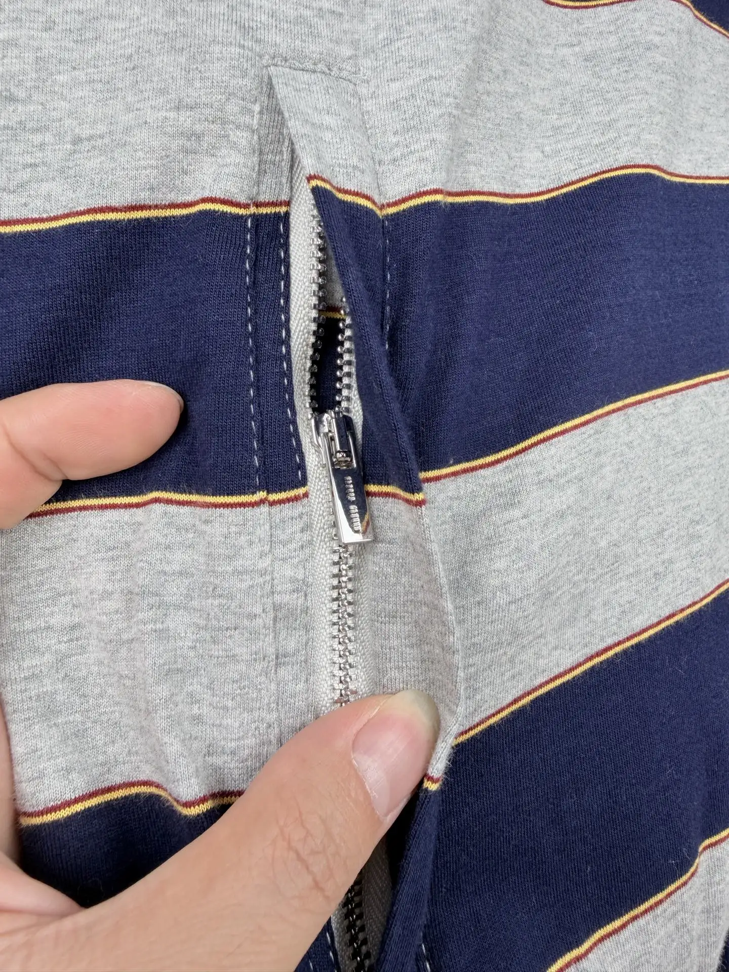 Reversible Striped Fleece-Lined Hooded Jacket D42021303 — view 10