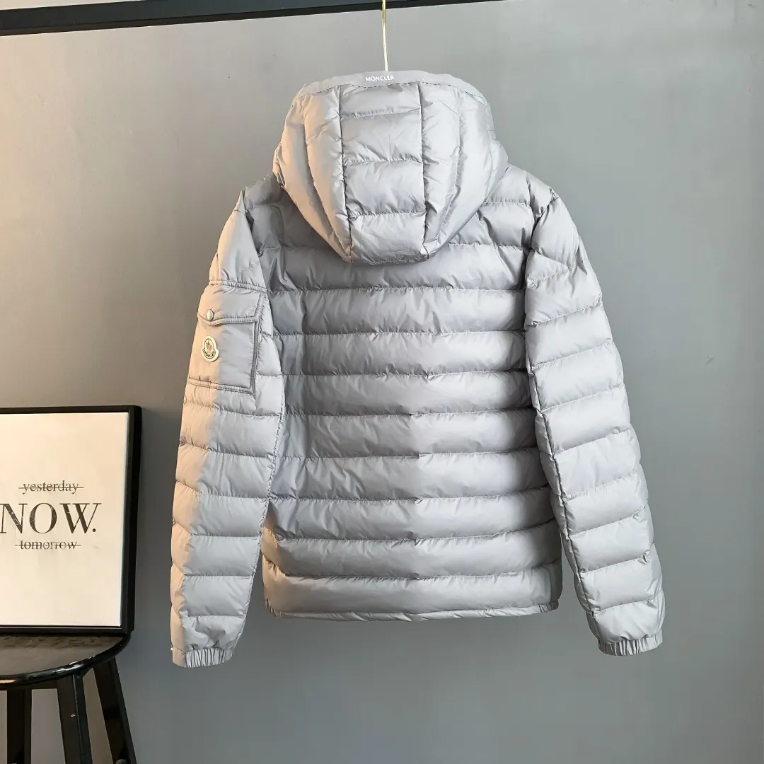 Lightweight Quilted Down Hooded Jacket D42024718 — view 2