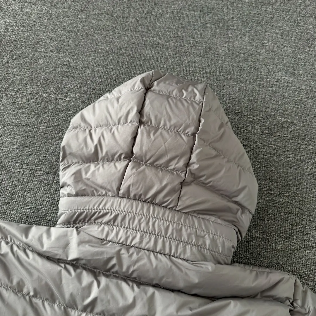 Lightweight Quilted Down Hooded Jacket D42024718 — view 12