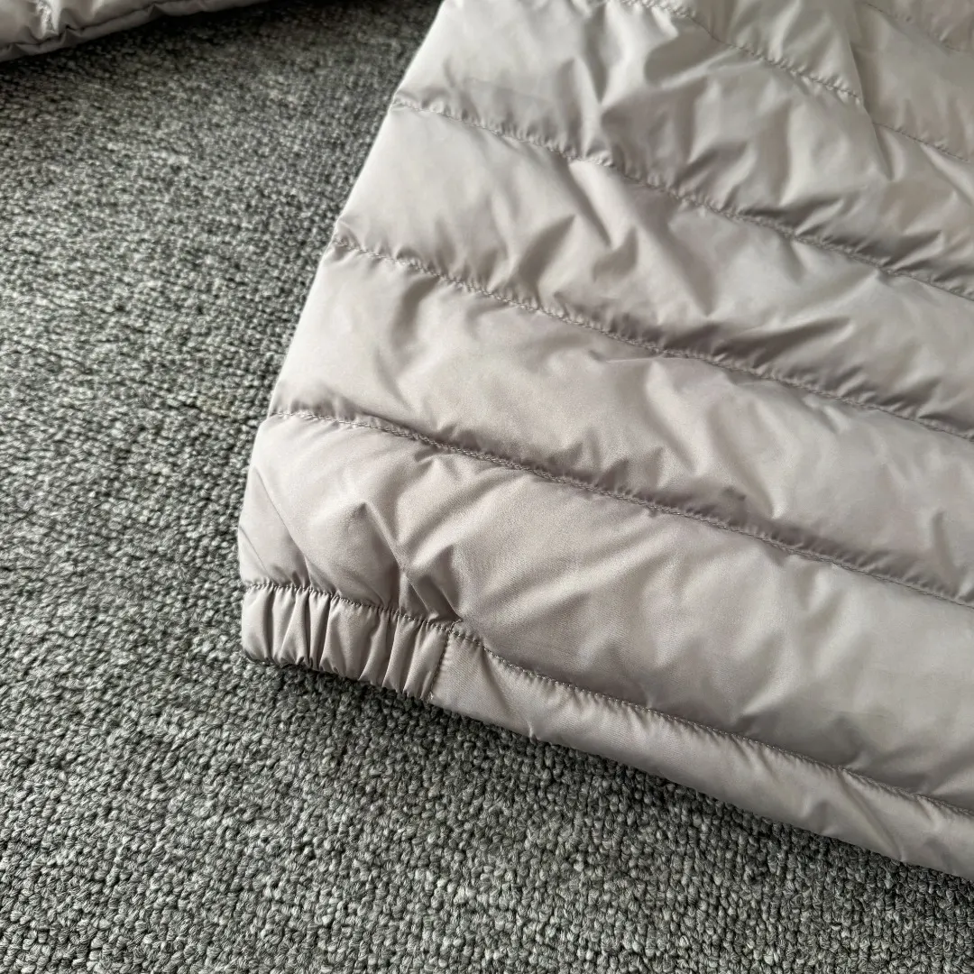 Lightweight Quilted Down Hooded Jacket D42024718 — view 13