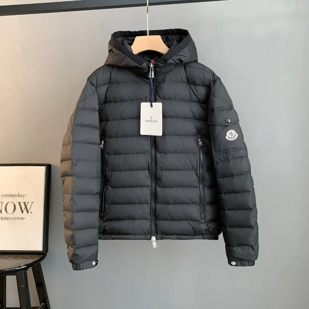 Hooded Lightweight Quilted Down Jacket D42024717