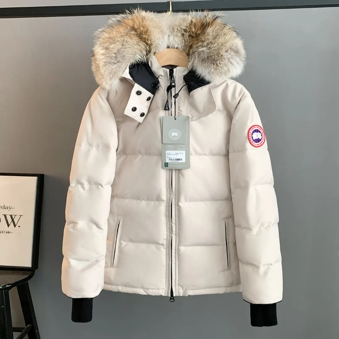 Fur-Trimmed Down-Filled Puffer Jacket D43024704