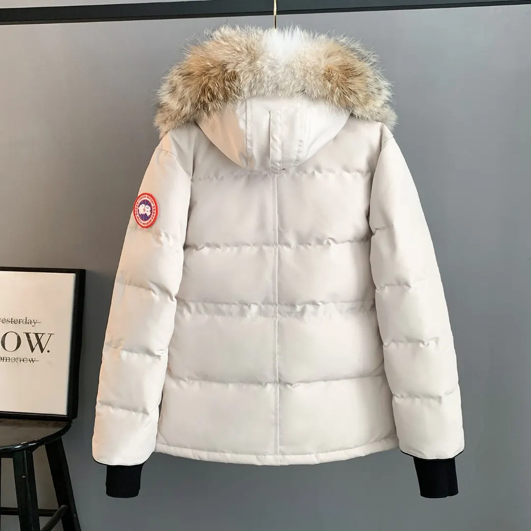 Fur-Trimmed Down-Filled Puffer Jacket D43024704 — view 2