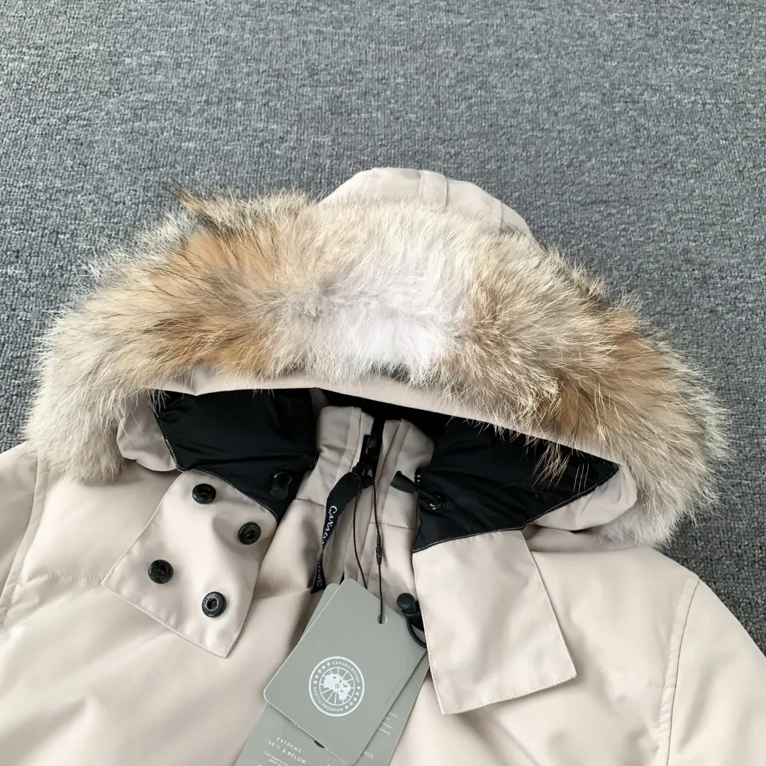 Fur-Trimmed Down-Filled Puffer Jacket D43024704 — view 3