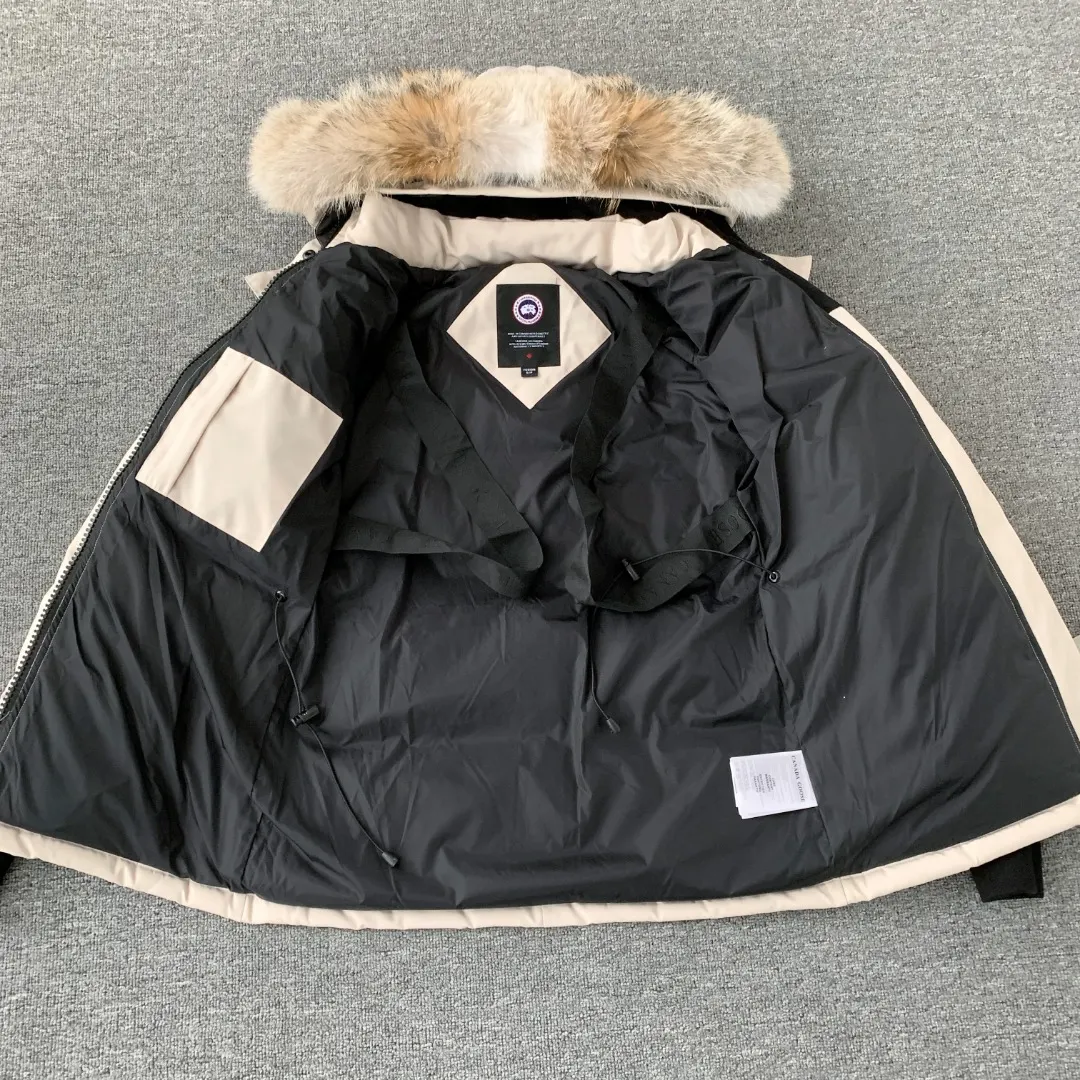 Fur-Trimmed Down-Filled Puffer Jacket D43024704 — view 8