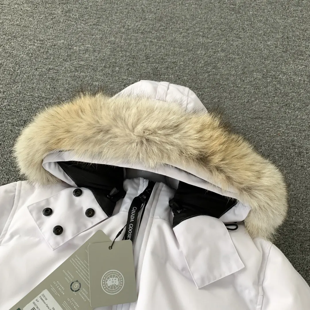 Fur-Trimmed Down-Filled Puffer Jacket D43024705 — view 3