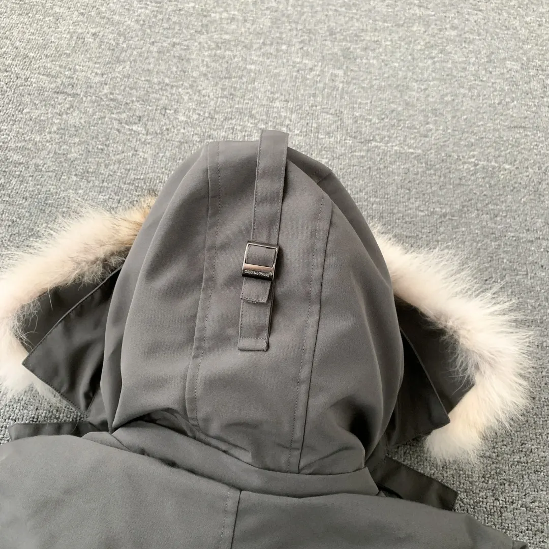 Fur-Trimmed Down-Filled Puffer Jacket D43024702 — view 12