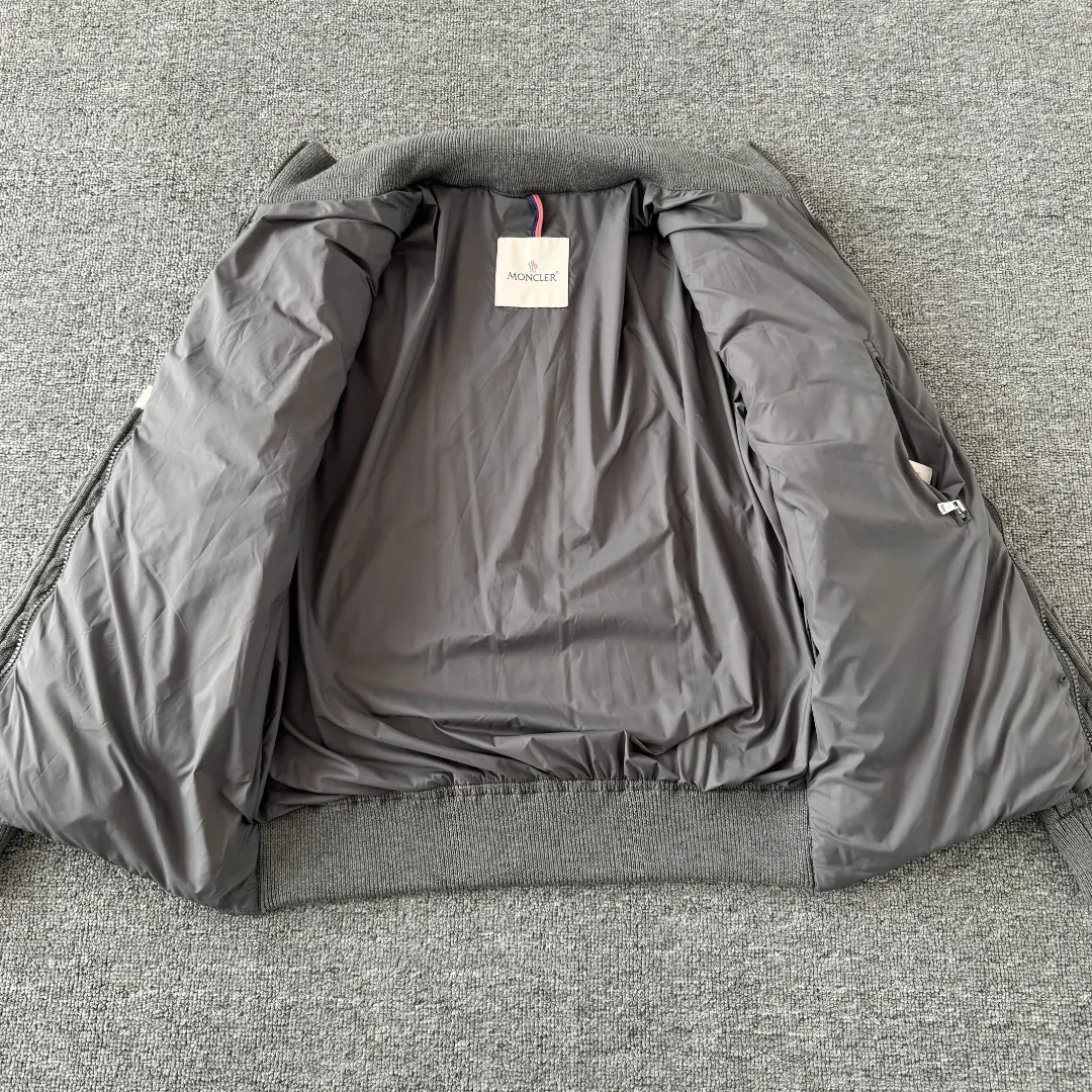 Wool-Panelled Down-Filled Cardigan Jacket D43024714 — view 8