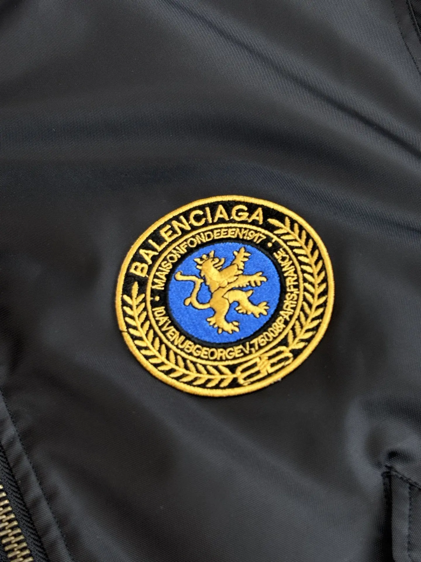 Embroidered Crest Oversized Bomber Jacket D43524726 — view 6