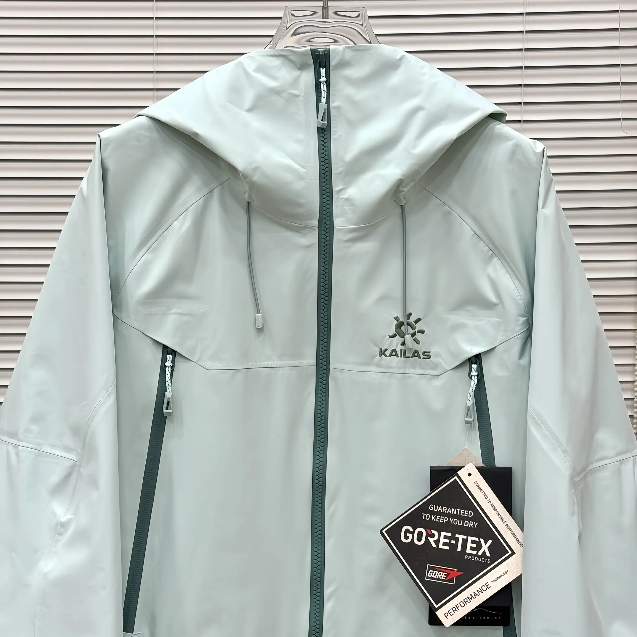 MONT-X GORE-TEX 3L Hardshell Jacket D44023993