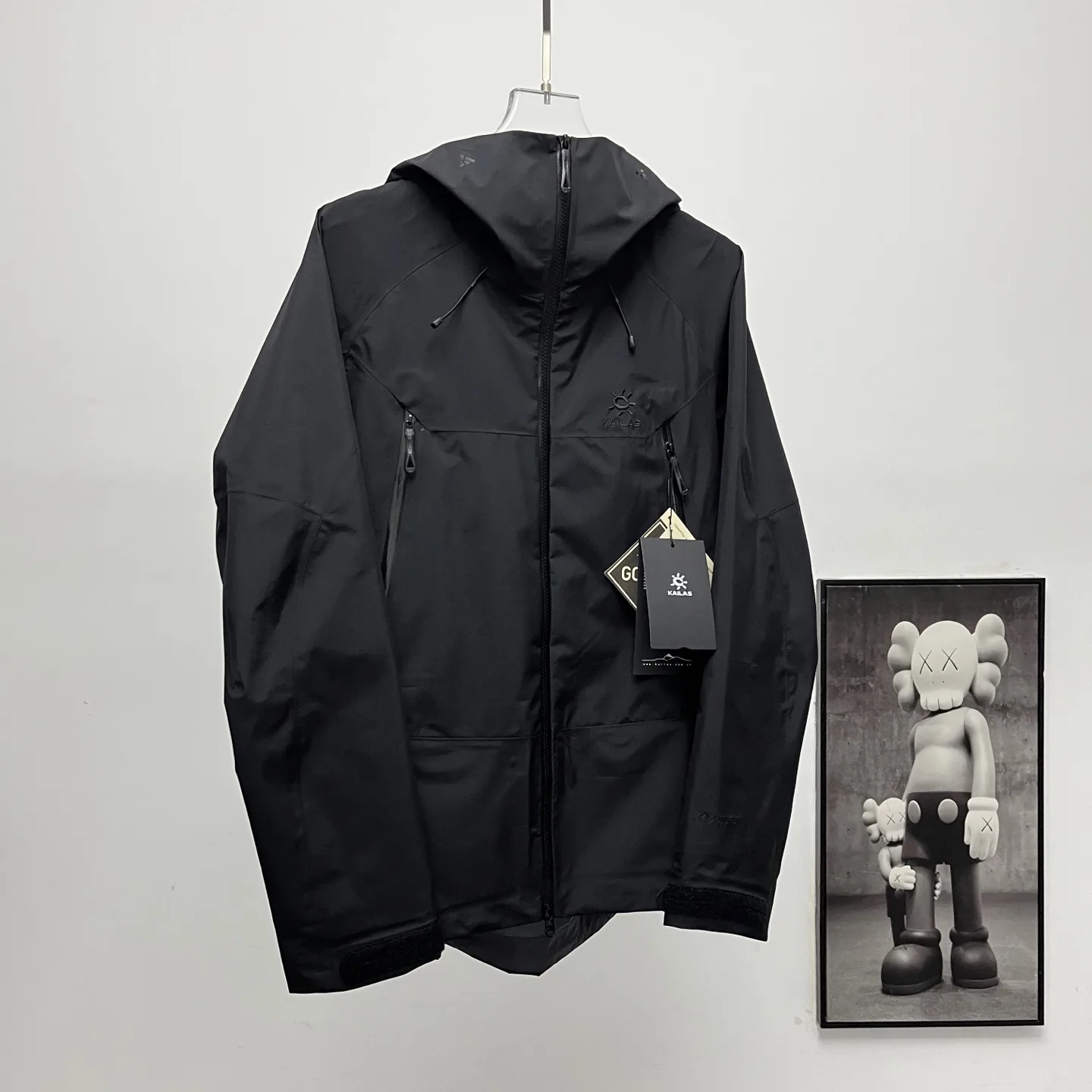 MONT-X GORE-TEX 3L Hardshell Jacket D44024001 — view 4