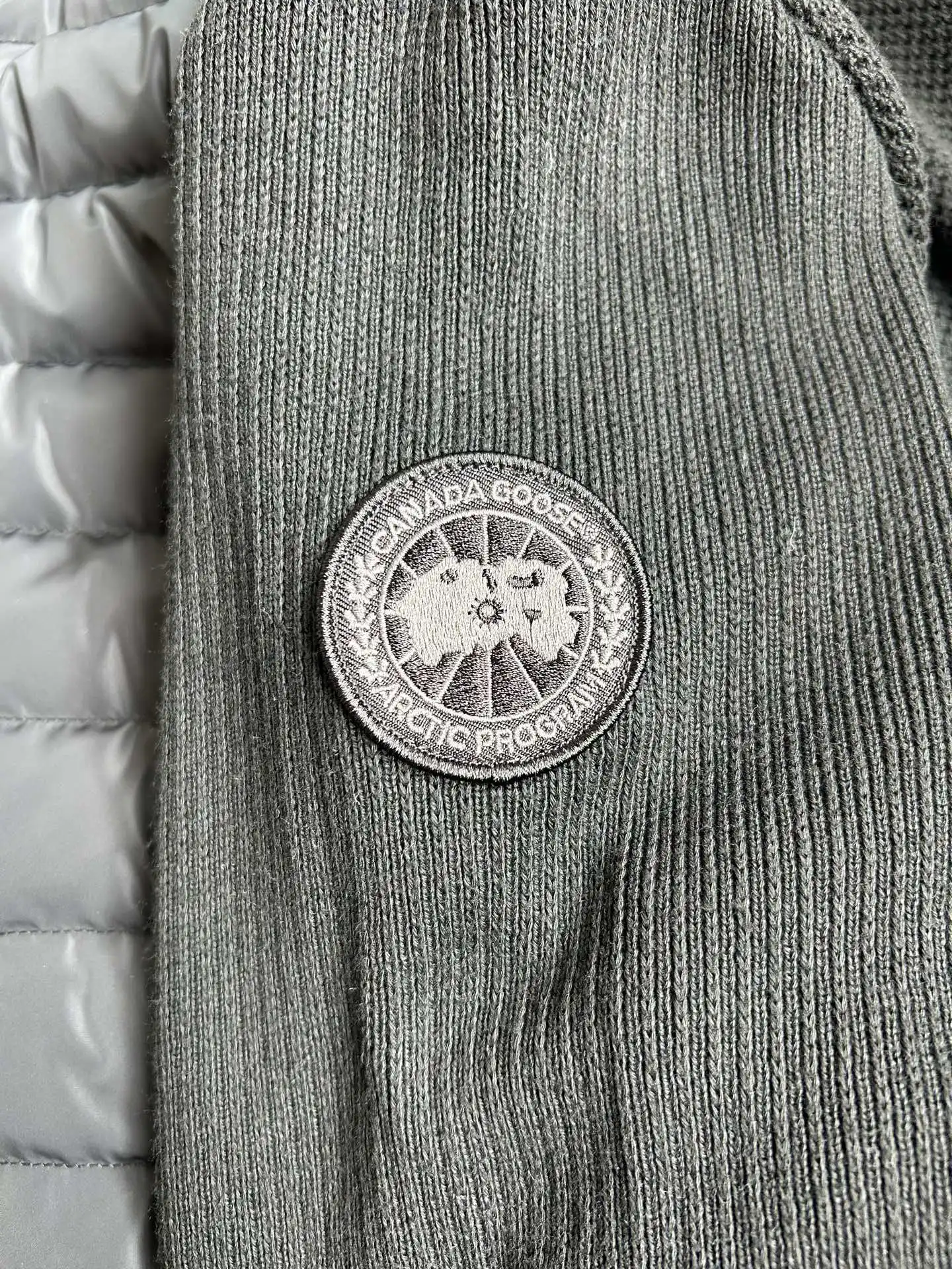 HyBridge Knit Merino Wool and Down Jacket D44024022 — view 7