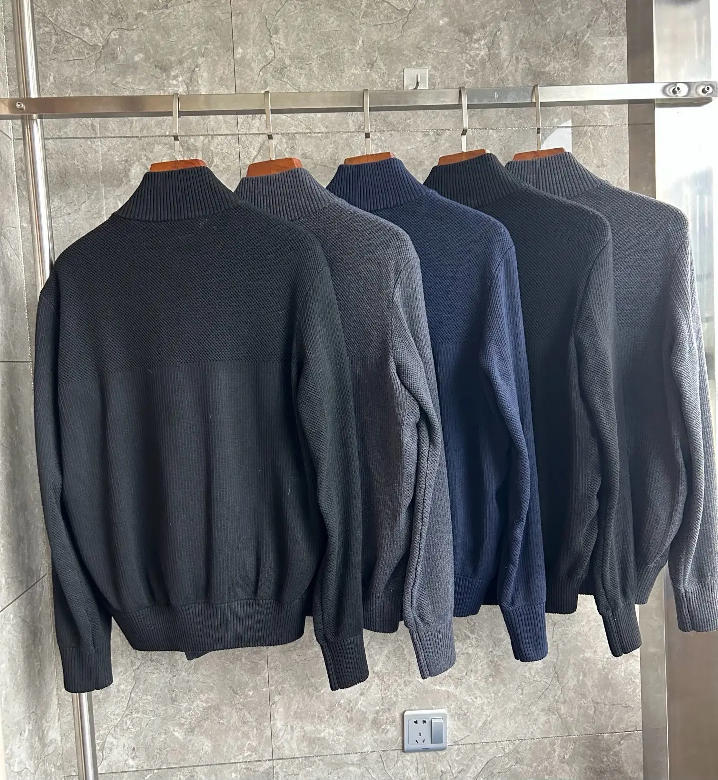 HyBridge Knit Merino Wool Jacket D44024020 — view 5