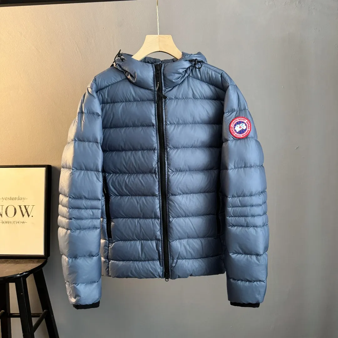 Lodge Hooded Lightweight Down Jacket D44024830