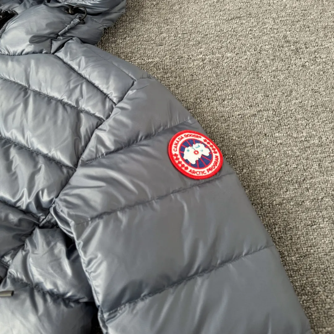 Lodge Hooded Lightweight Down Jacket D44024830 — view 4