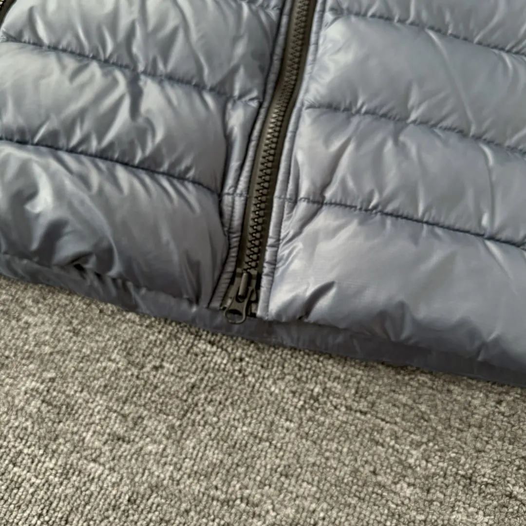 Lodge Hooded Lightweight Down Jacket D44024830 — view 6