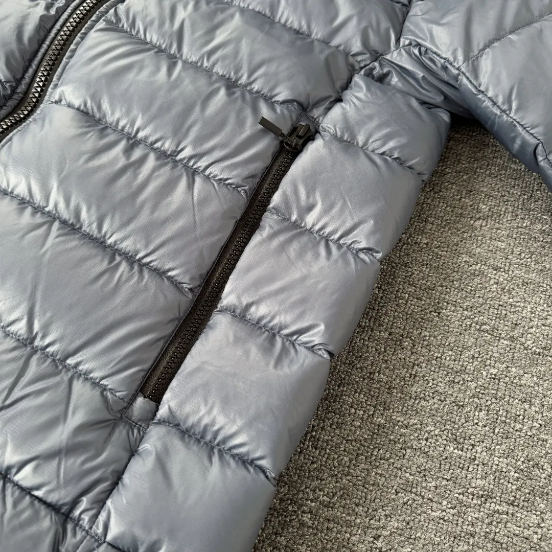 Lodge Hooded Lightweight Down Jacket D44024830 — view 7