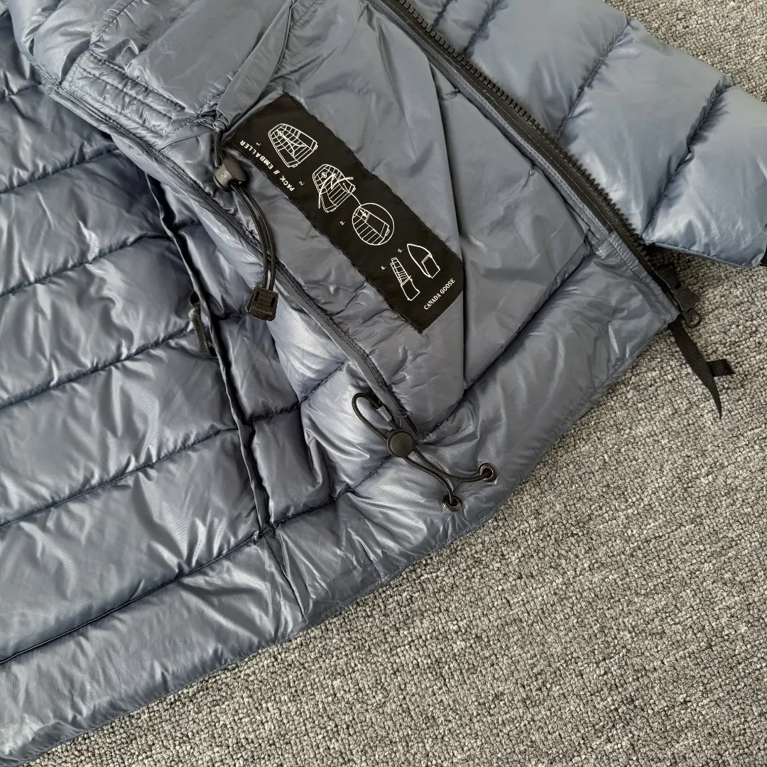 Lodge Hooded Lightweight Down Jacket D44024830 — view 9