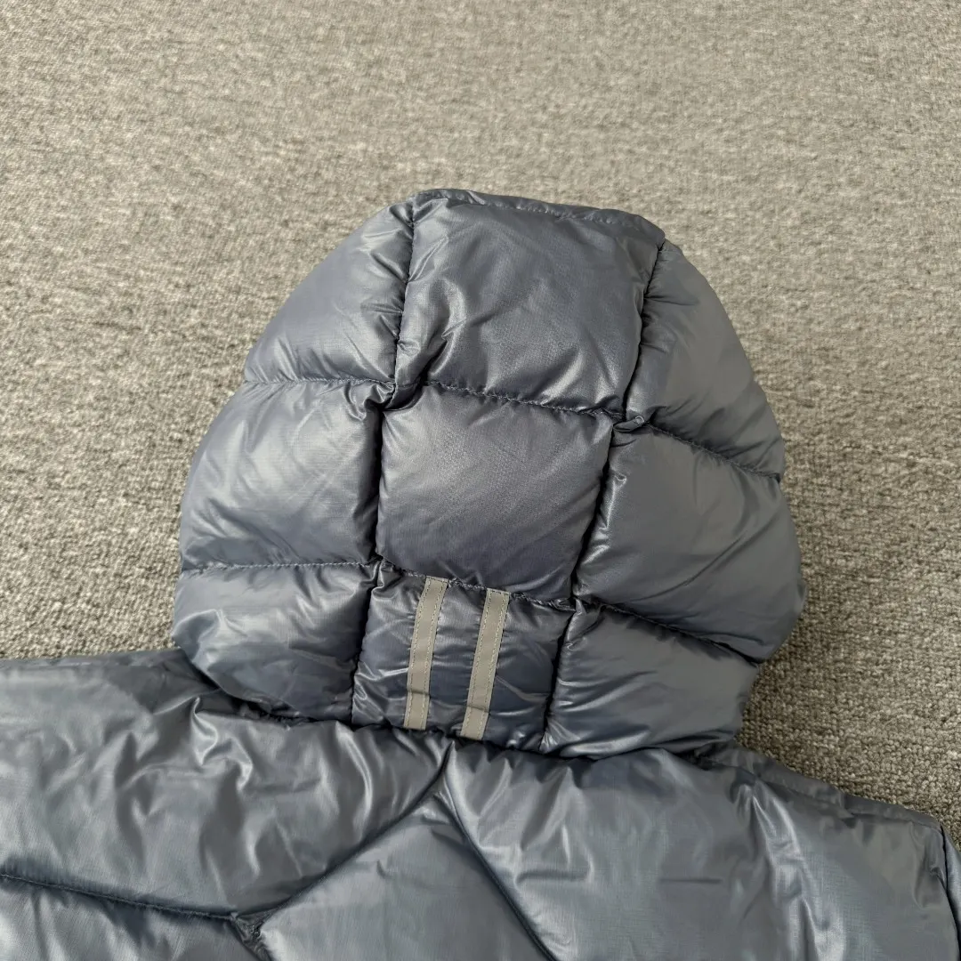 Lodge Hooded Lightweight Down Jacket D44024830 — view 12