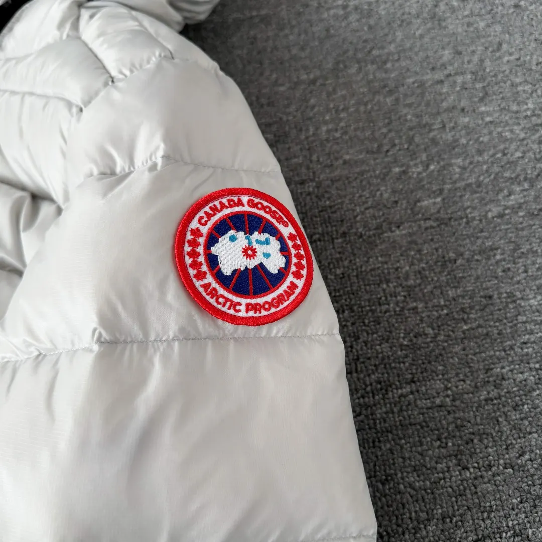 Canada Goose Lightweight Hooded Down Jacket D44024834 — view 5