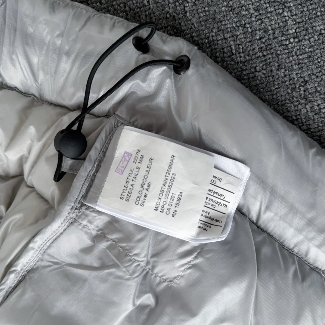 Canada Goose Lightweight Hooded Down Jacket D44024834 — view 11