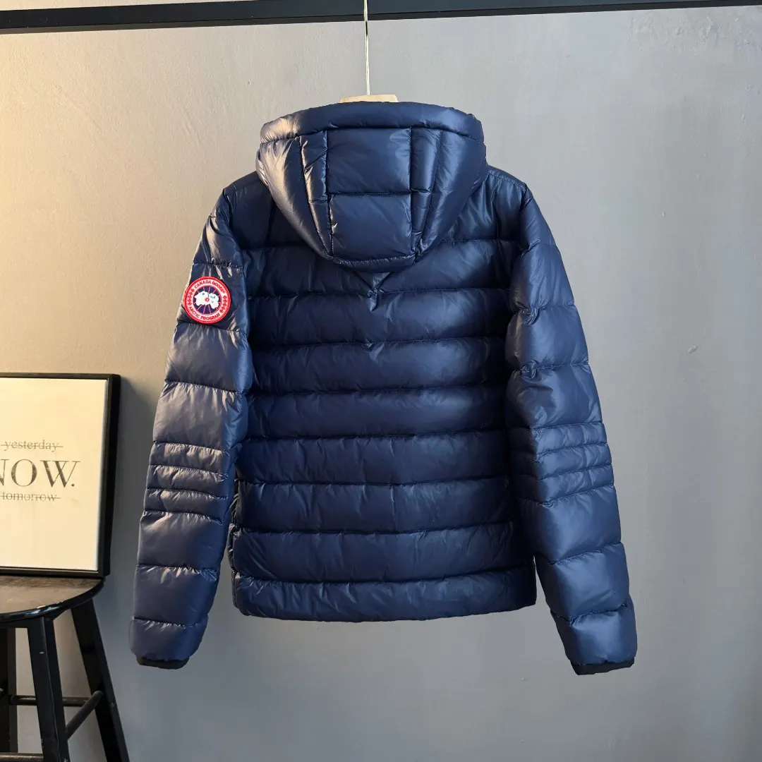 Lodge Lightweight Hooded Down Jacket D44024831 — view 2
