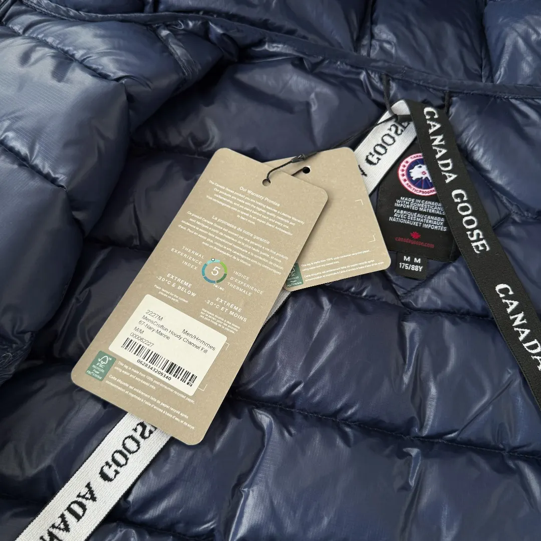 Lodge Lightweight Hooded Down Jacket D44024831 — view 9