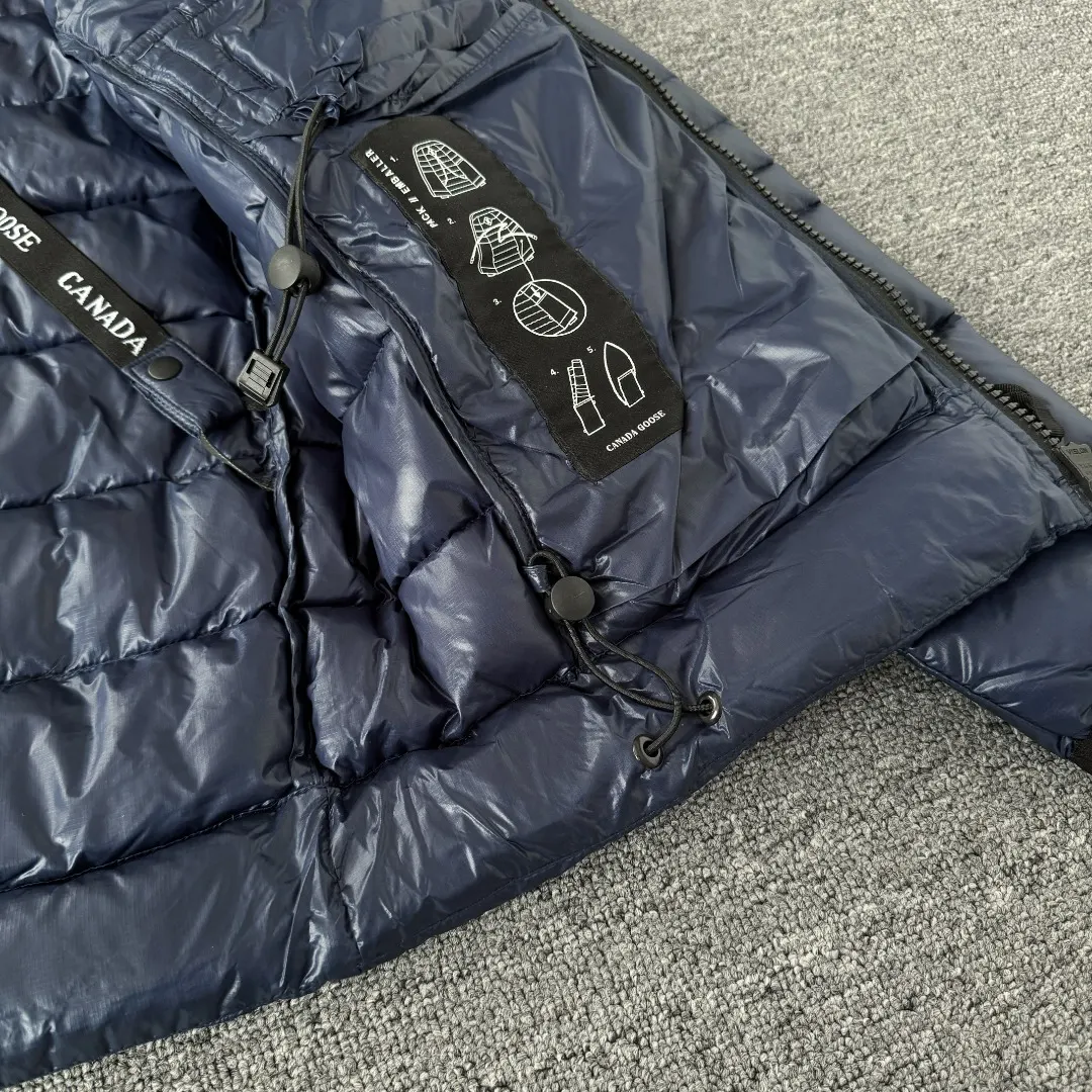 Lodge Lightweight Hooded Down Jacket D44024831 — view 10