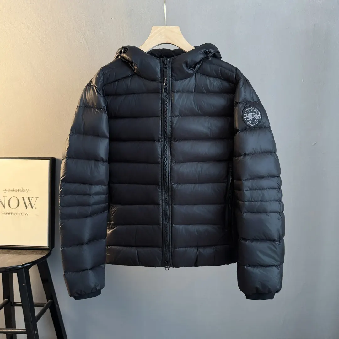 Lodge Hooded Lightweight Down Jacket D44024832