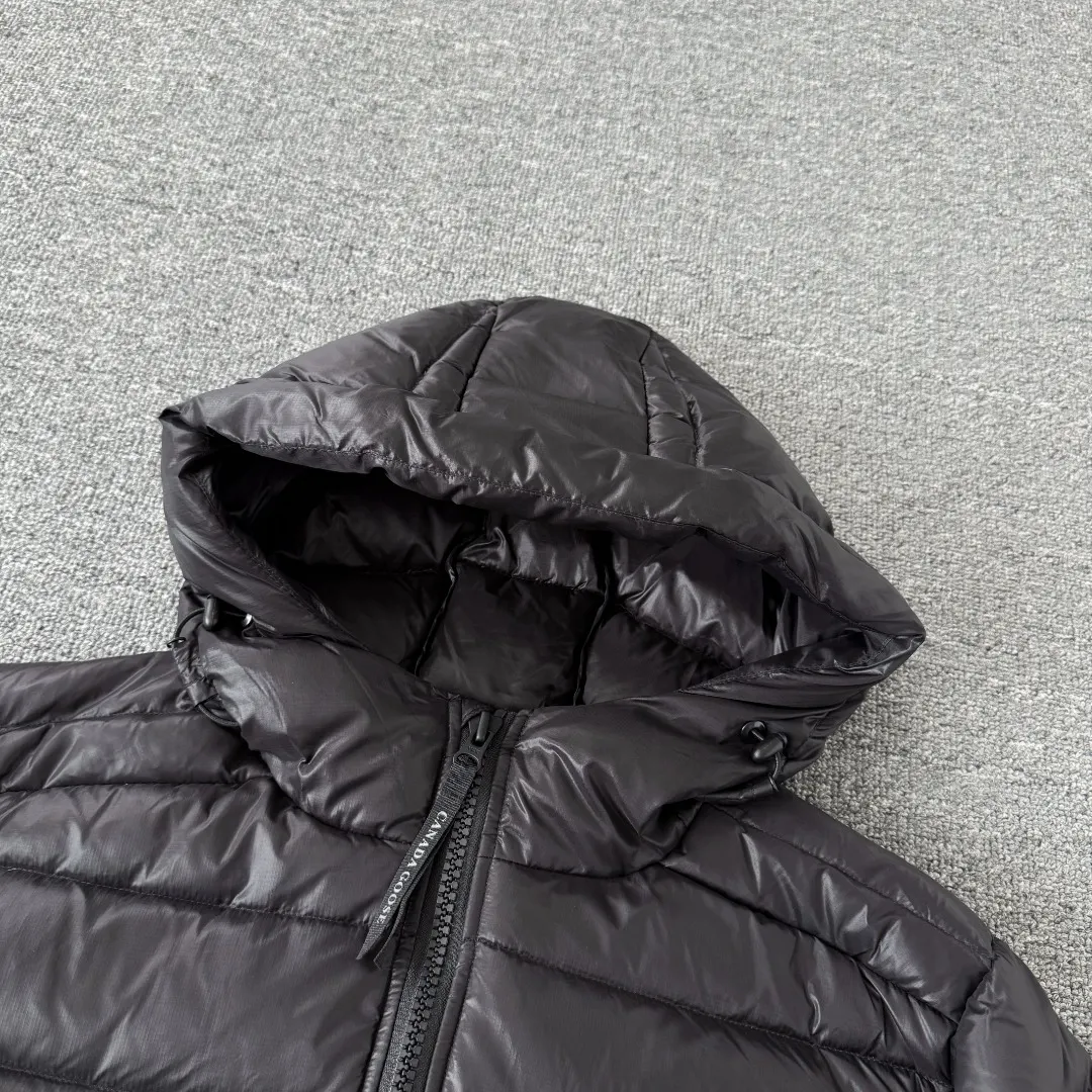 Lodge Hooded Lightweight Down Jacket D44024832 — view 3