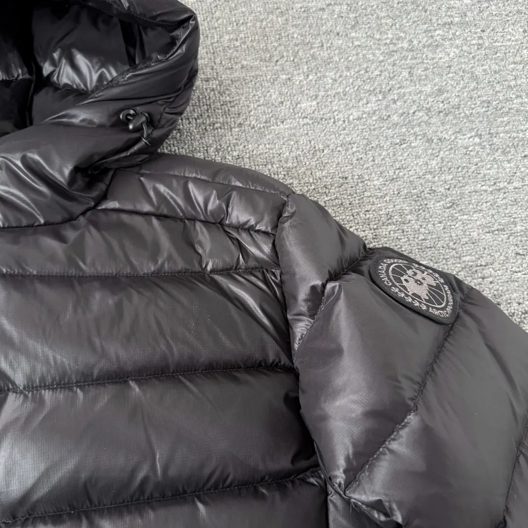 Lodge Hooded Lightweight Down Jacket D44024832 — view 4
